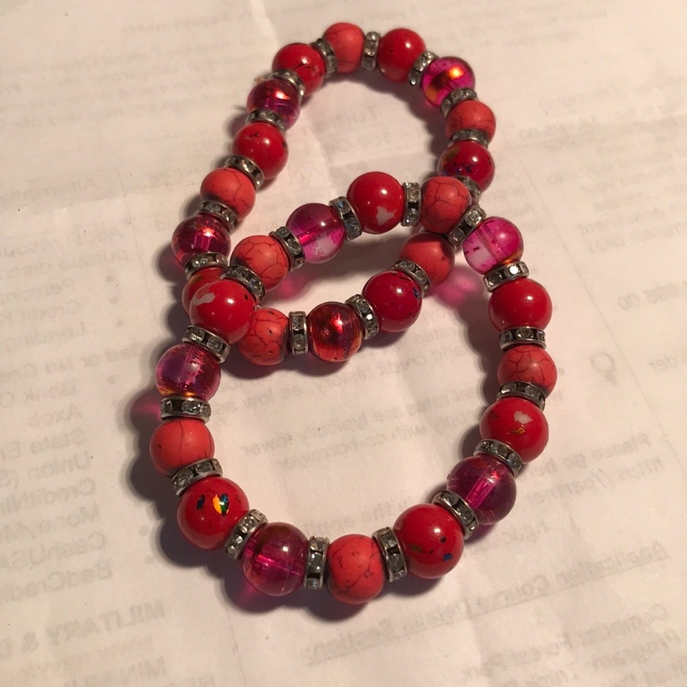 2x stretch bracelets